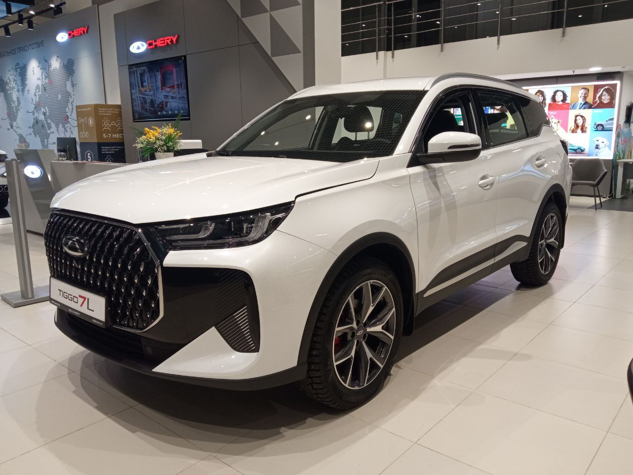 Tiggo 7L, I